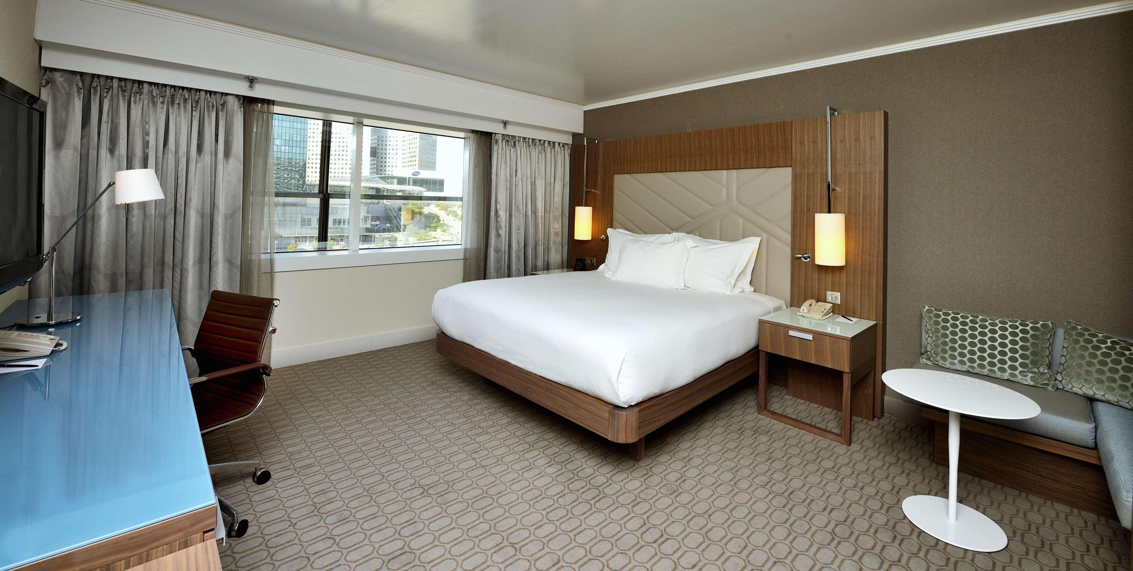 Hilton Paris La Defense Hotel Пюто Екстериор снимка