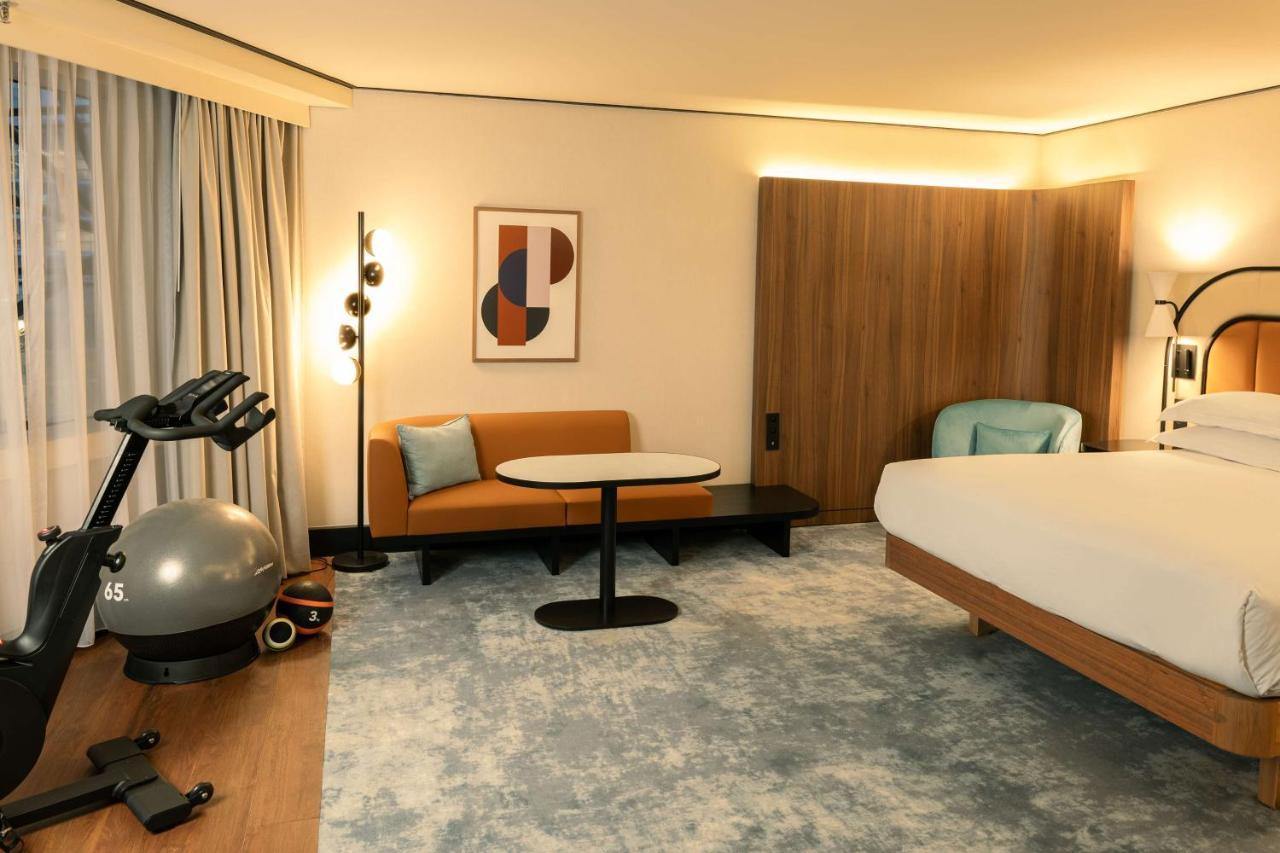 Hilton Paris La Defense Hotel Пюто Екстериор снимка
