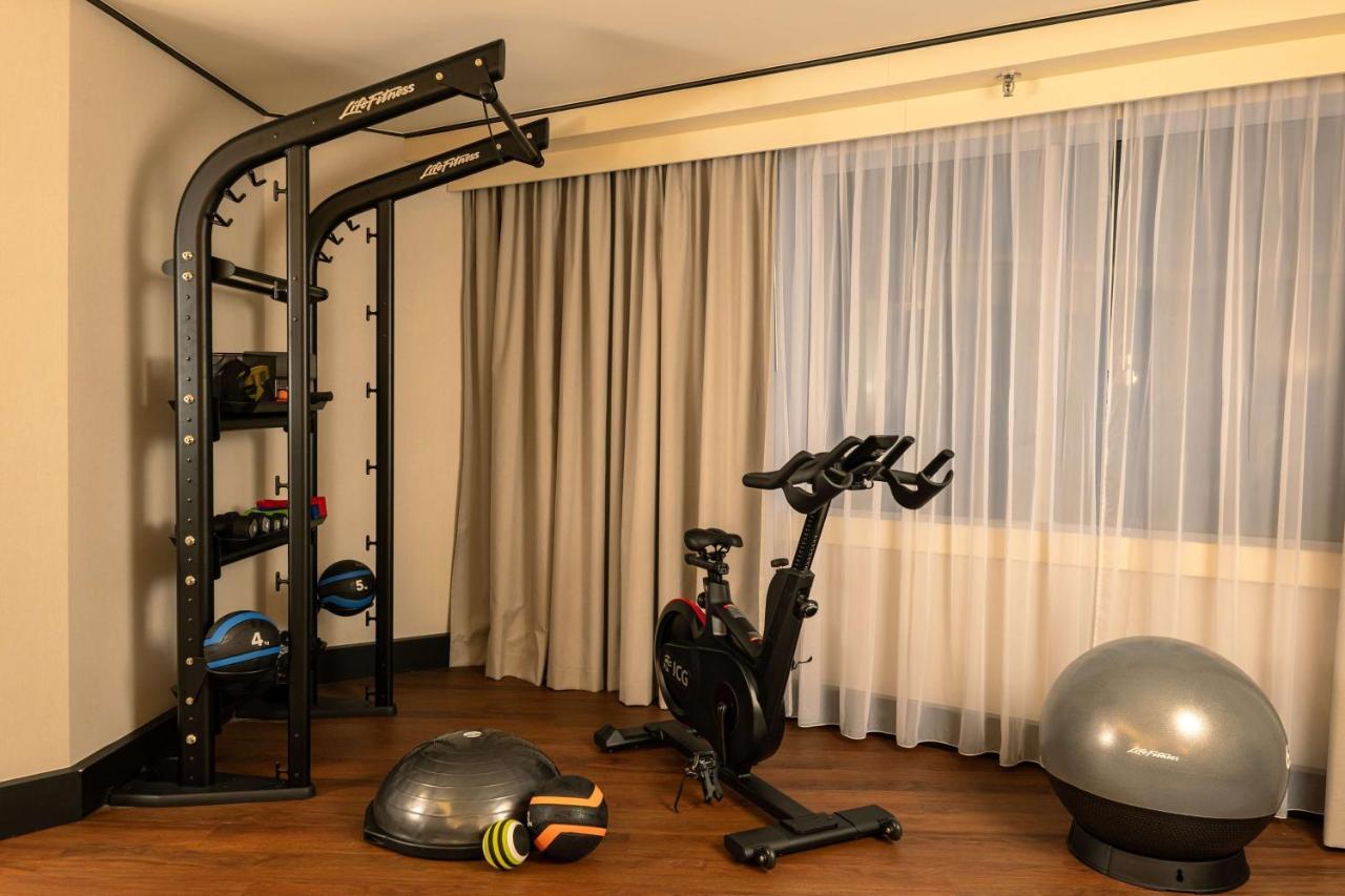 Hilton Paris La Defense Hotel Пюто Екстериор снимка