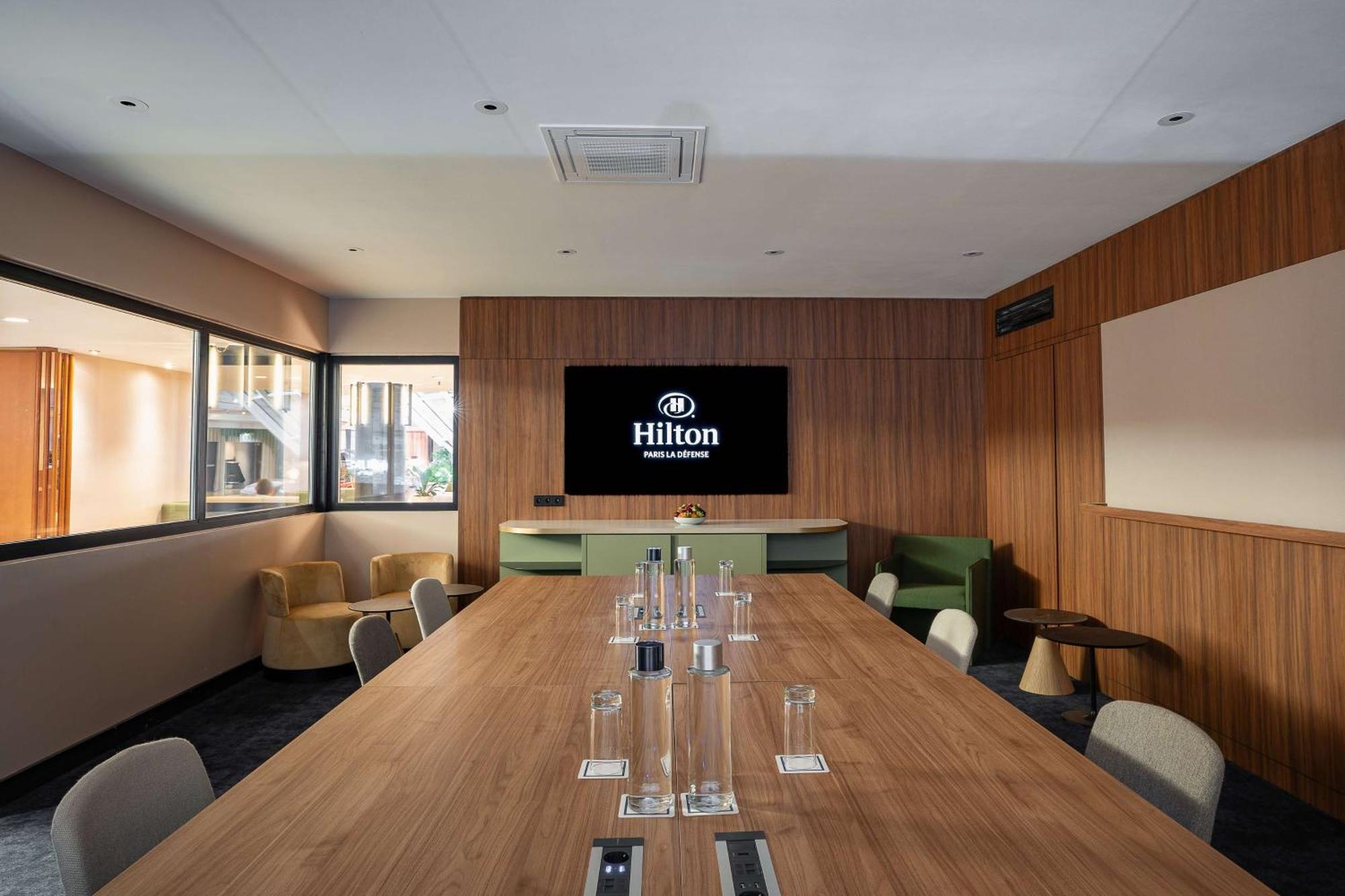 Hilton Paris La Defense Hotel Пюто Екстериор снимка