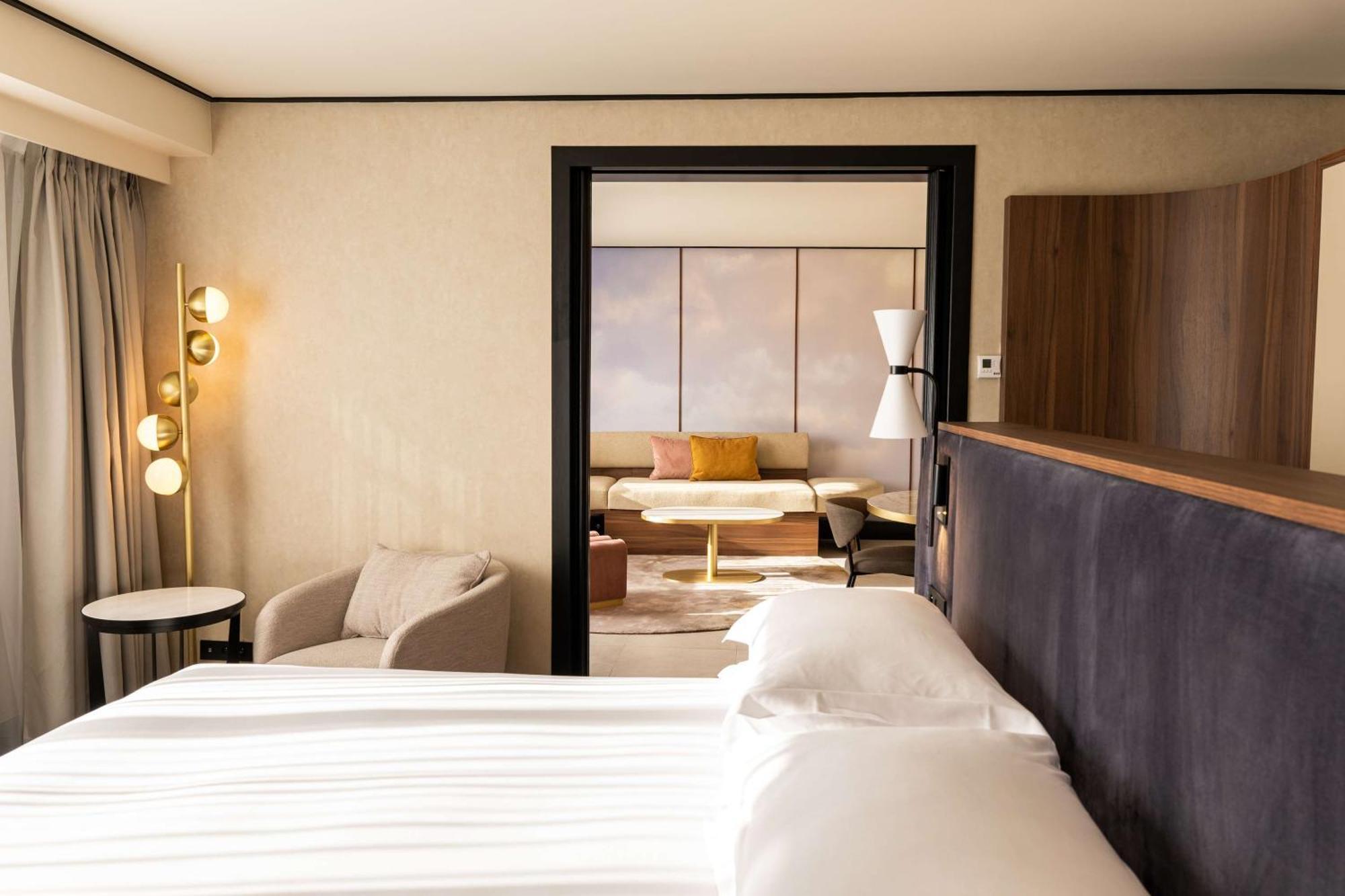 Hilton Paris La Defense Hotel Пюто Екстериор снимка