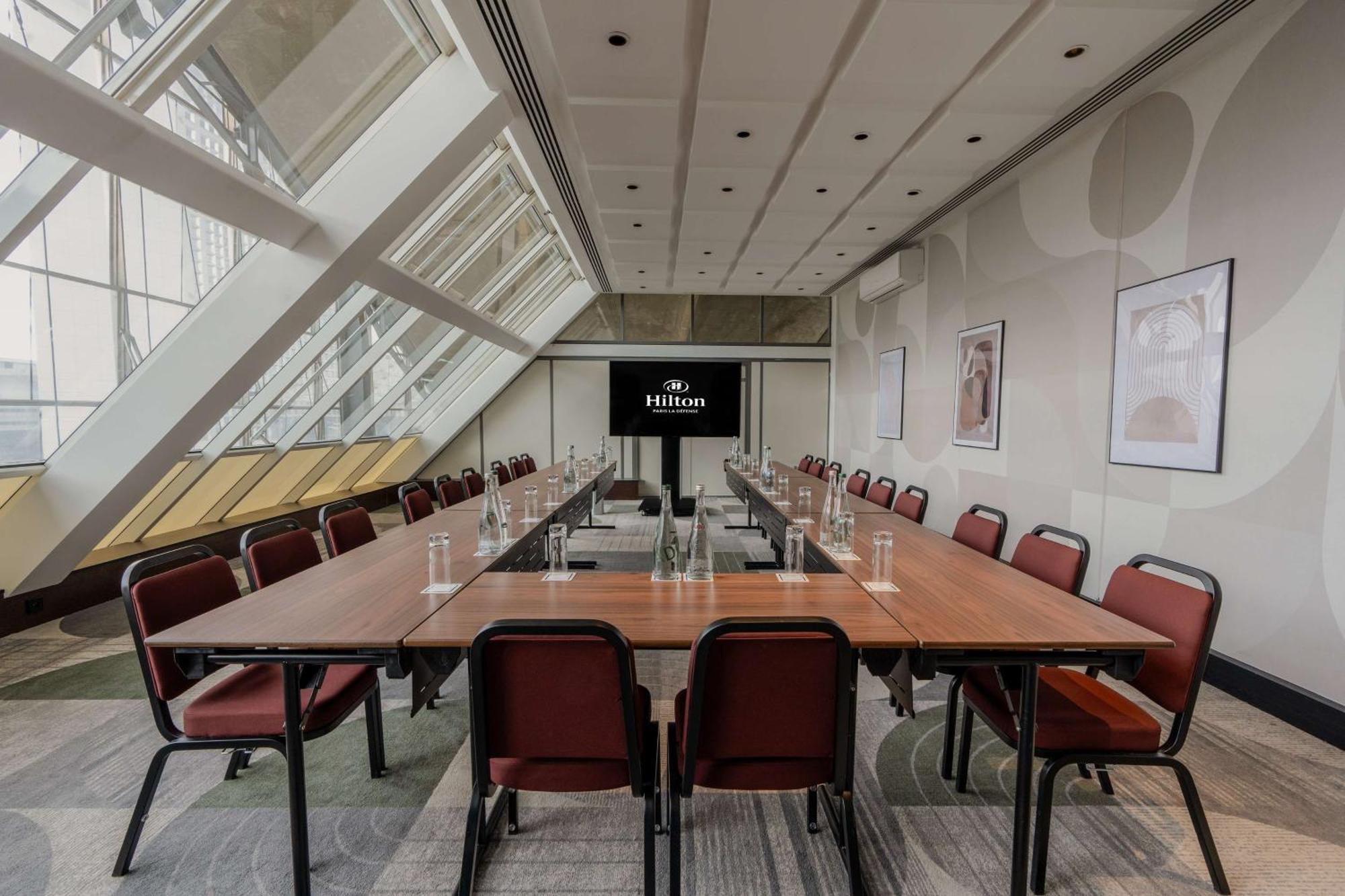 Hilton Paris La Defense Hotel Пюто Екстериор снимка