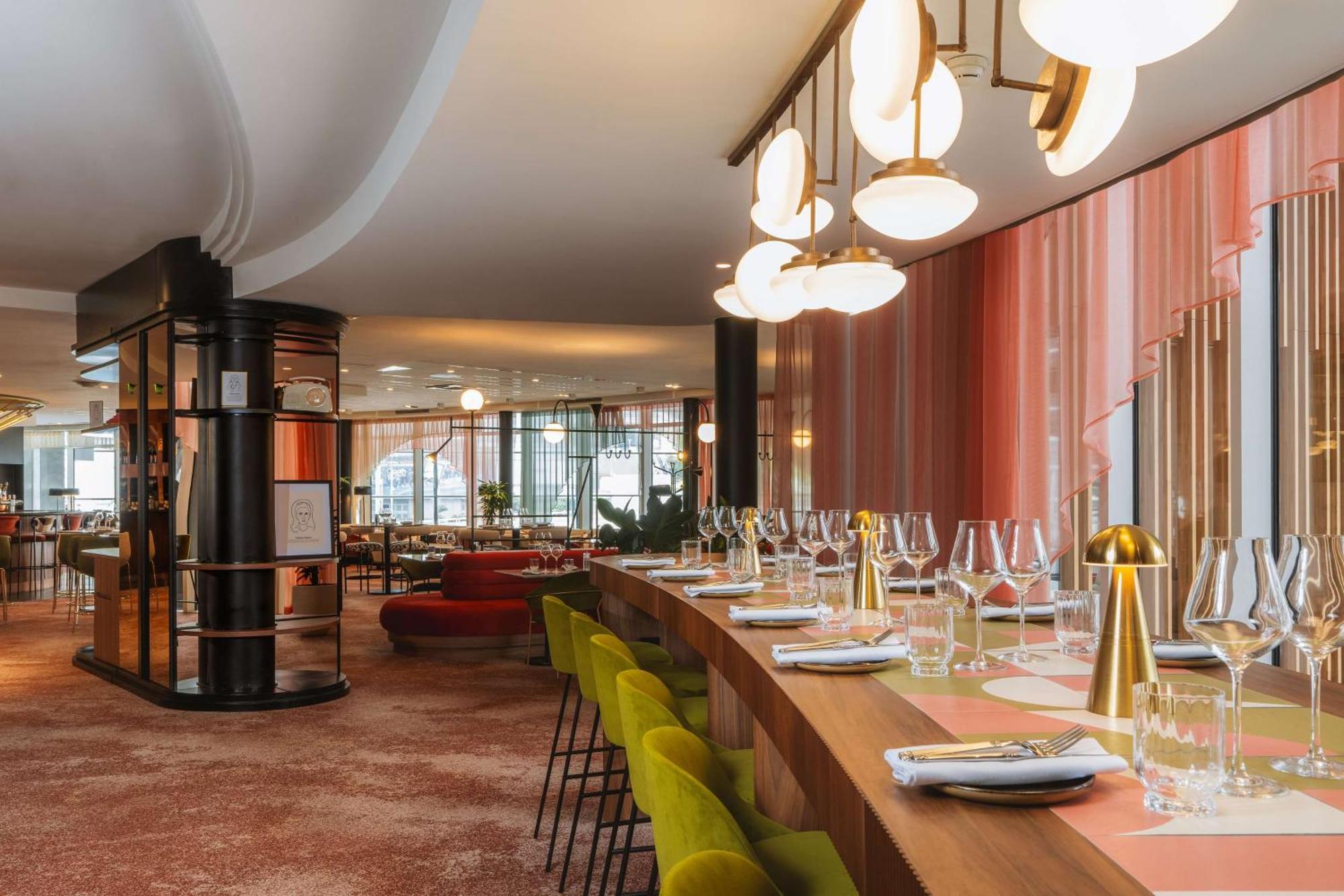 Hilton Paris La Defense Hotel Пюто Екстериор снимка