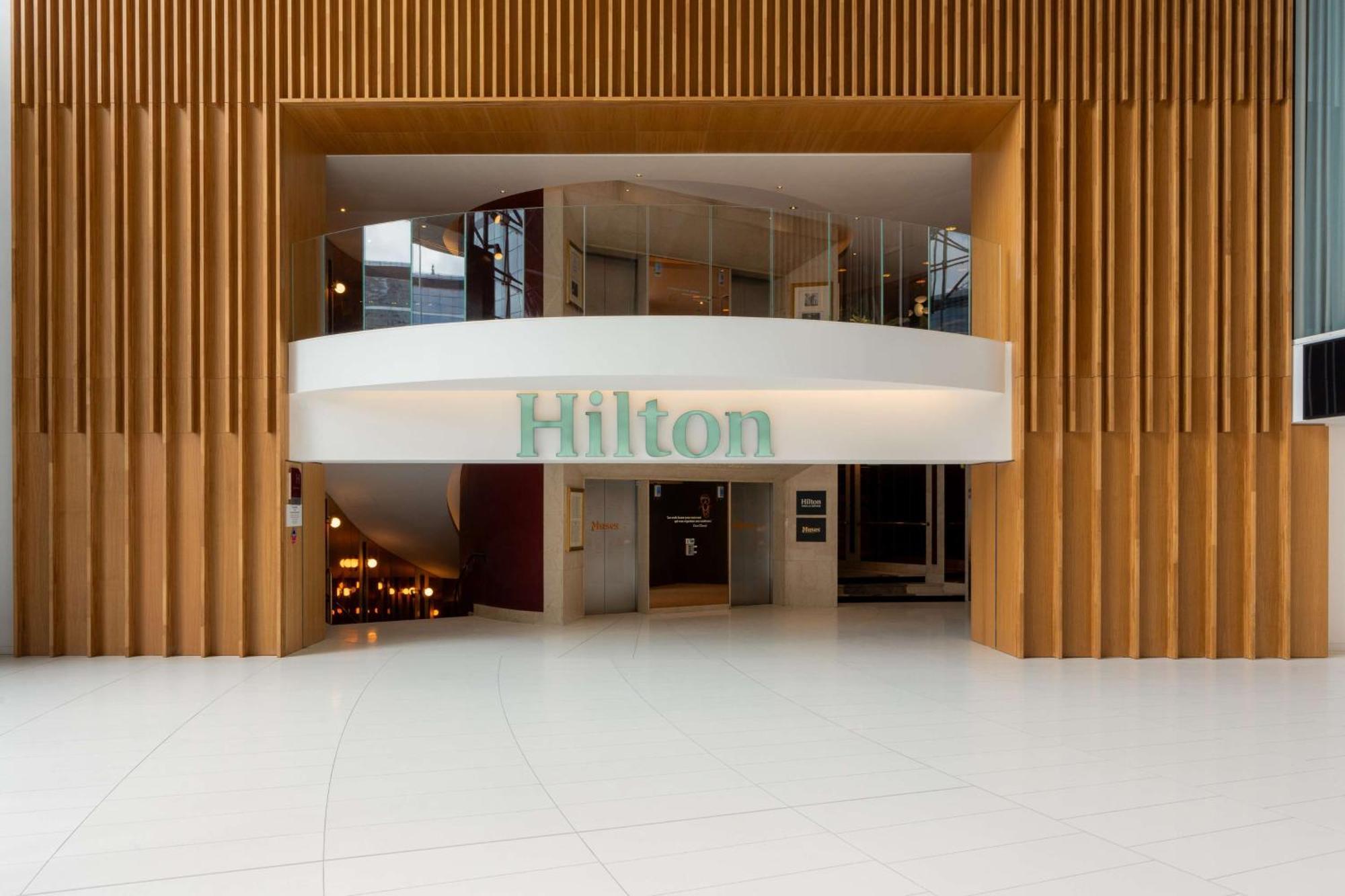 Hilton Paris La Defense Hotel Пюто Екстериор снимка